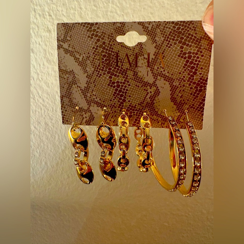 NEW Thalia Sodi earrings set